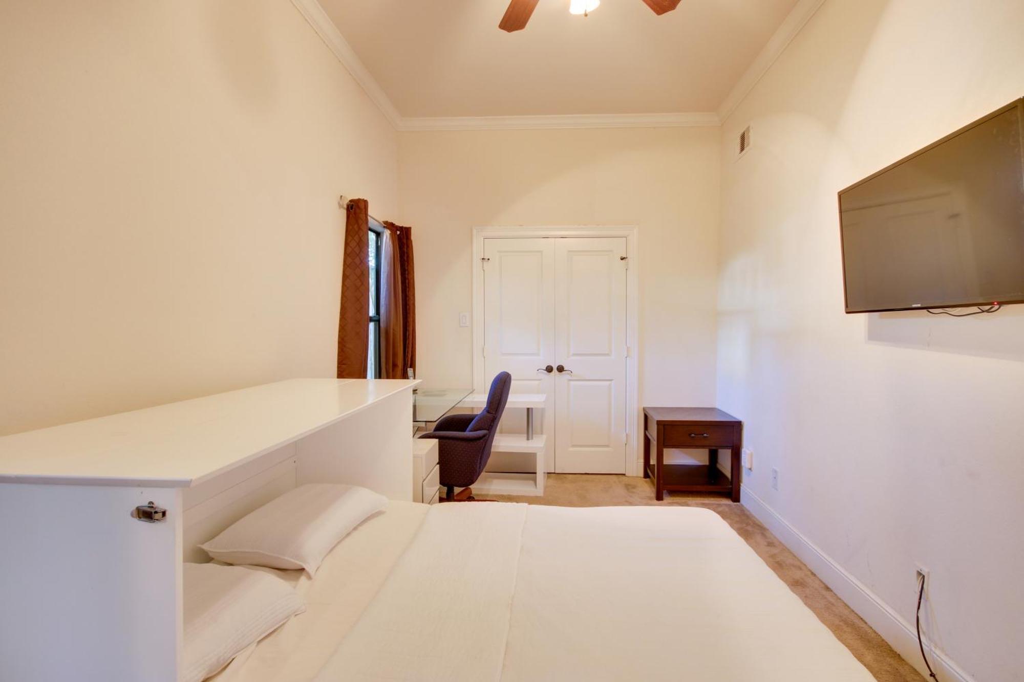 Tatil Evi Pet-friendly About 7 Mi To Downtown! *