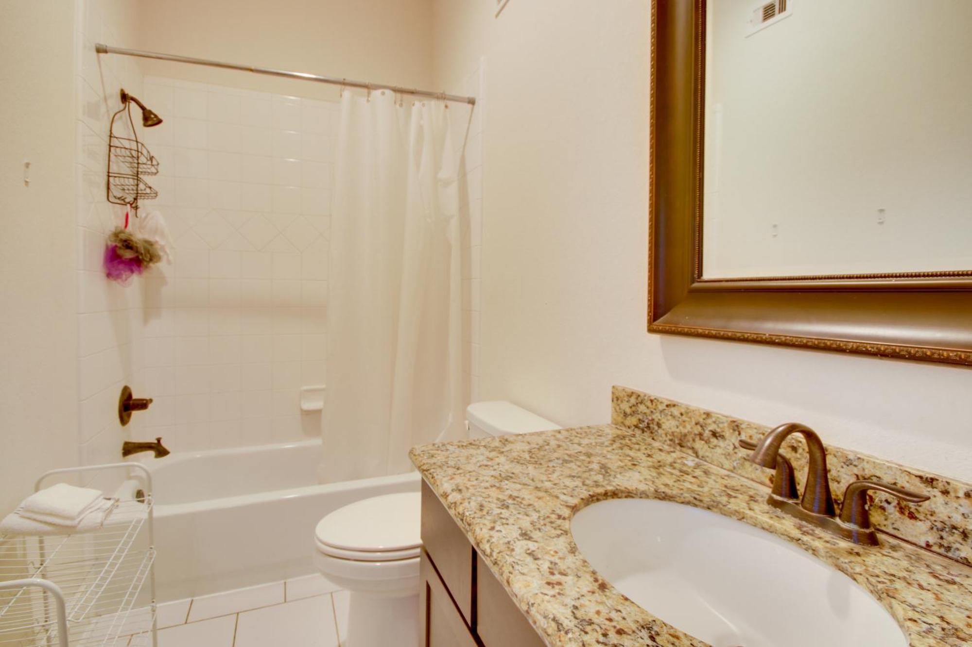 Pet-friendly About 7 Mi To Downtown! Houston