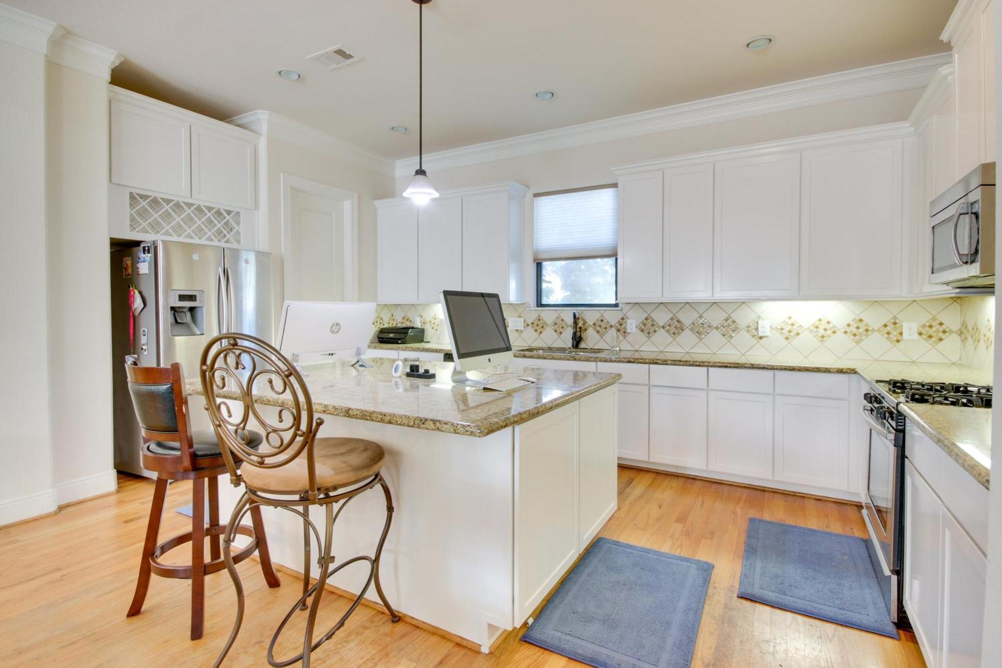 Pet-friendly About 7 Mi To Downtown! Houston