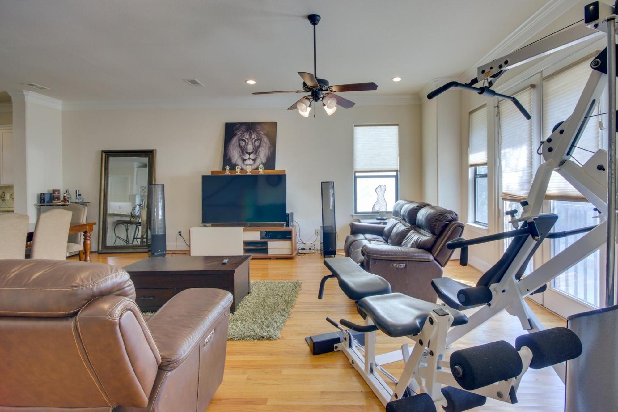 Pet-friendly About 7 Mi To Downtown! Houston